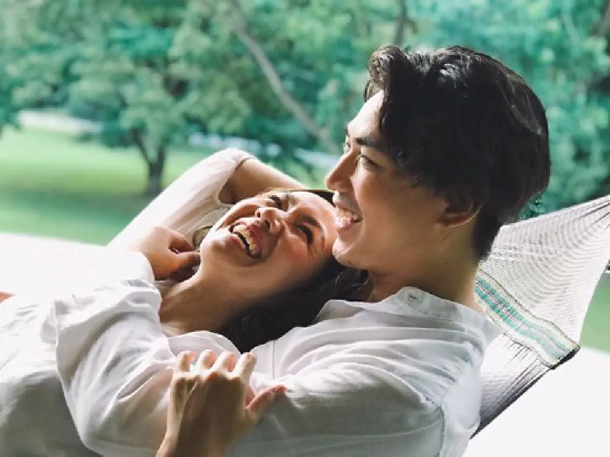 “เป๊ก-นิว” ควงกันถ่ายแบบตามฉบับสามีภรรยา สวีทหวานโรแมนติกหนักมาก