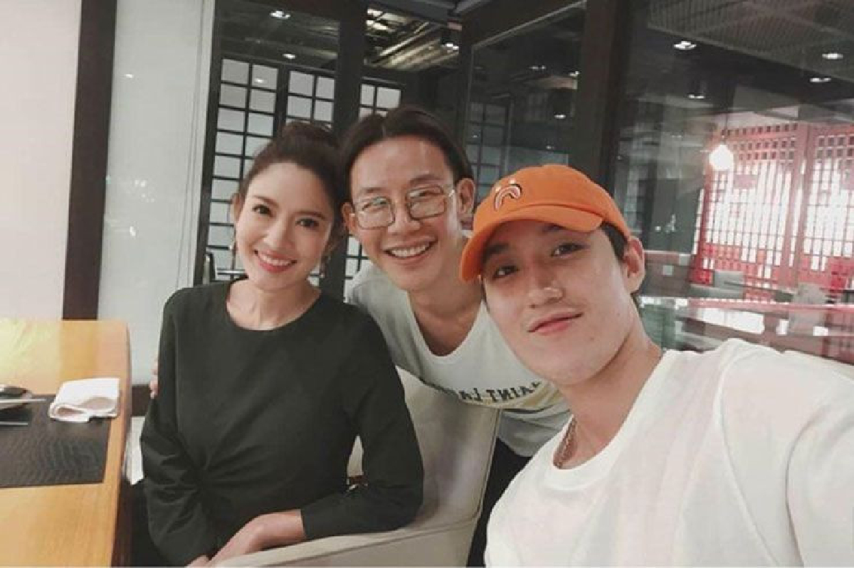 “แอฟ-ต่อ” เผยภาพถ่ายร่วมเฟรม! คาดเดือนต.ค. ได้ฤกษ์เปิดกล้อง “แอฟ-ต่อ” เผยภาพถ่ายร่วมเฟรม! คาดเดือนต.ค. ได้ฤกษ์เปิดกล้อง