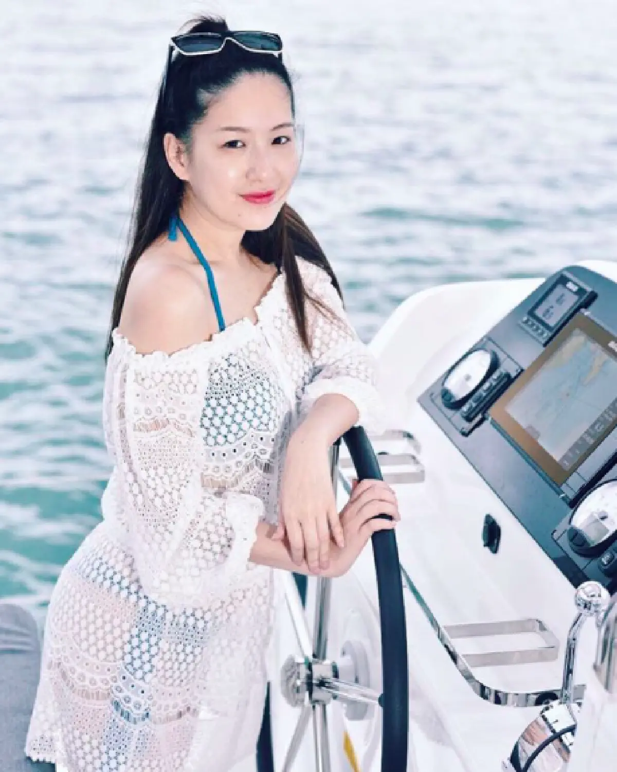 "ได๋ ไดอาน่า” ขาวออร่ากระจาย! อวดหุ่นแซ่บโชว์แผ่นหลัง กลางทะเลภูเก็ต