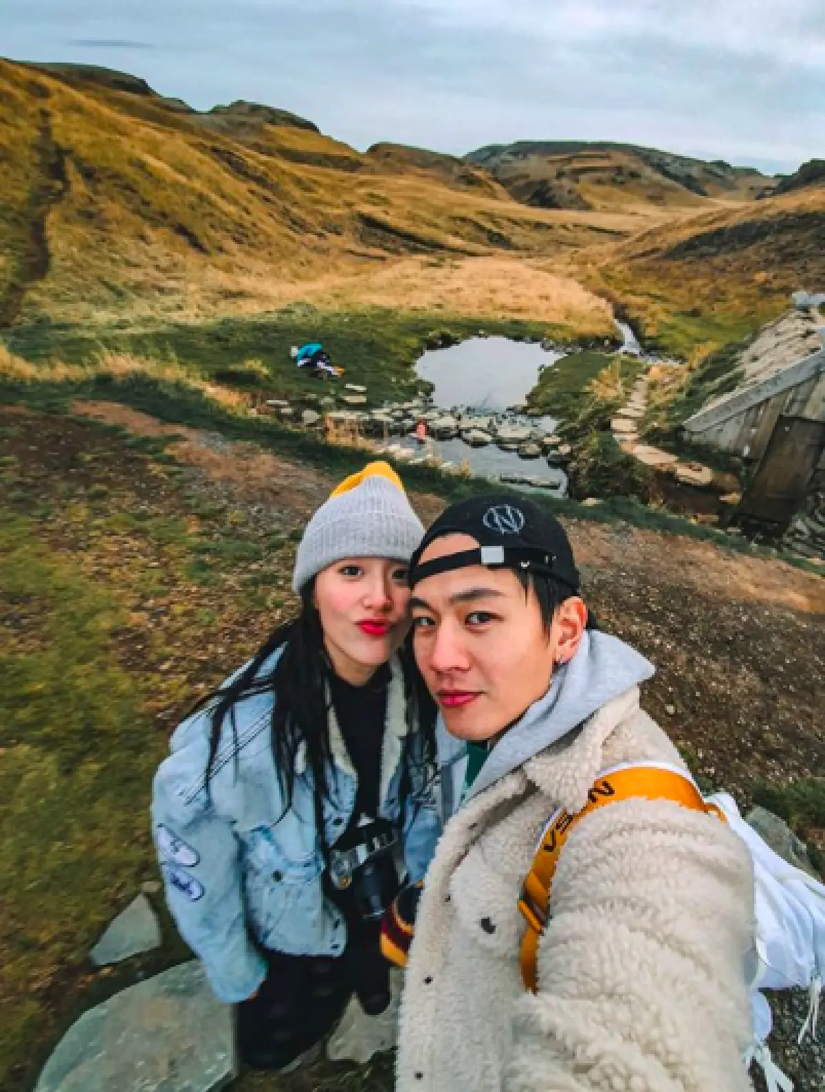 “โทนี่-แก้ว” ควงคู่สวีทหวาน เปลี่ยนไอซ์แลนด์ให้เป็นดินแดนแห่งรัก