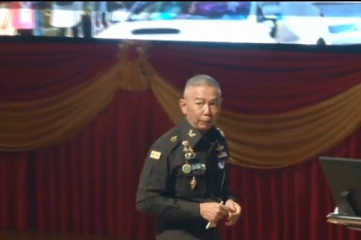 "บิ๊กแดง"เปิดเวทีบรรยายความมั่นคง "ดี้ นิติพงษ์ - นก สินจัย- นก ฉัตรชัย -ชูวิทย์ " เข้าร่วม "บิ๊กแดง"เปิดเวทีบรรยายความมั่นคง "ดี้ นิติพงษ์ - นก สินจัย- นก ฉัตรชัย -ชูวิทย์ " เข้าร่วม