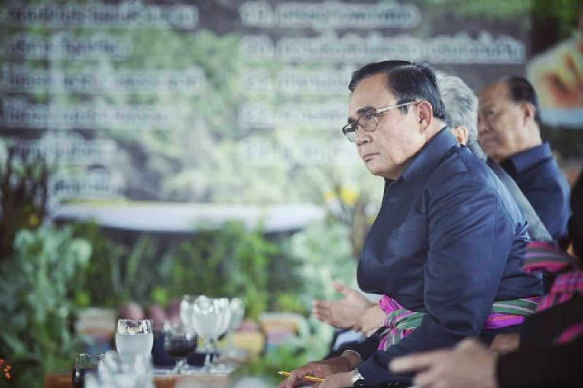 นายกฯ ลงพื้นที่อุบลราชธานี ฟื้นฟูน้ำท่วม นายกฯ ลงพื้นที่อุบลราชธานี ฟื้นฟูน้ำท่วม
