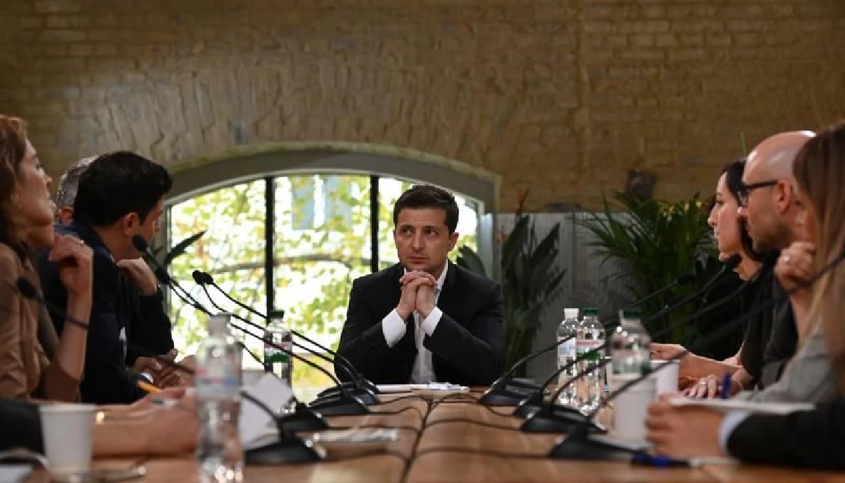 ผู้นำยูเครนแถลงข่าวมาราธอน ทุบสถิติ 12 ชม.