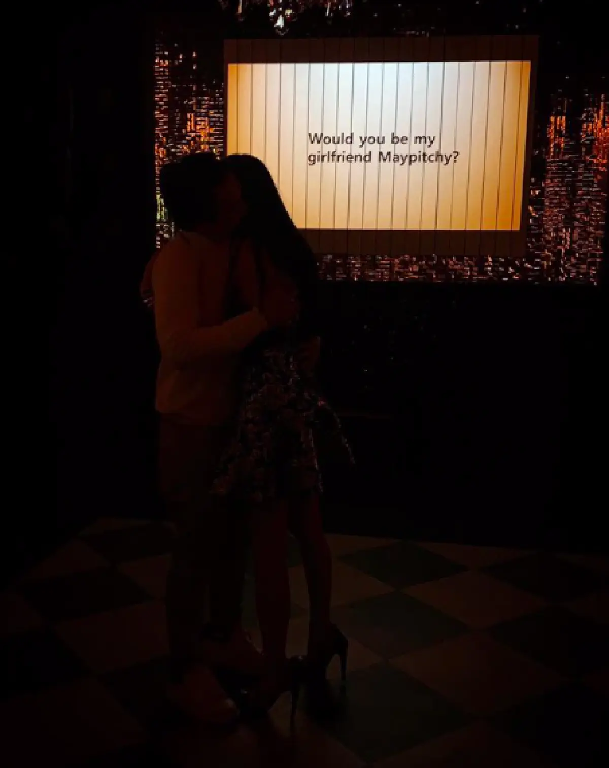 “เมย์ พิชญ์นาฏ” ไม่โสดแล้วจ้า!! ถูก “ไฮโซบิ๊ก” ทำเซอร์ไพรส์ขอเป็นแฟนหวานมาก