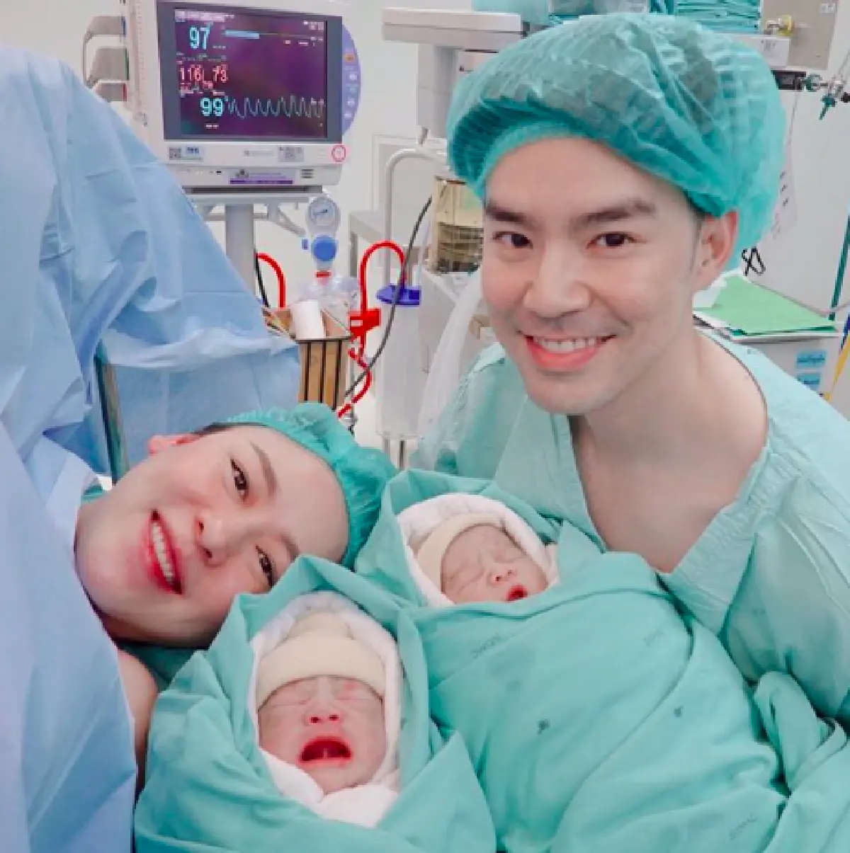 “บีม กวี” แฮปปี้ที่สุด! ภรรยาคนเก่ง "ออย" คลอดลูกชายฝาแฝดตัวน้อยมาแล้ว