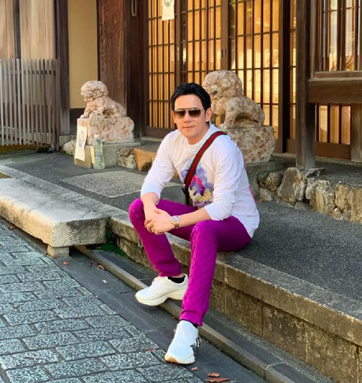 ส่องภาพเหล่าคนบันเทิงร่วมเผชิญ "พายุไต้ฝุ่นฮากิบิส” ที่ญี่ปุ่น