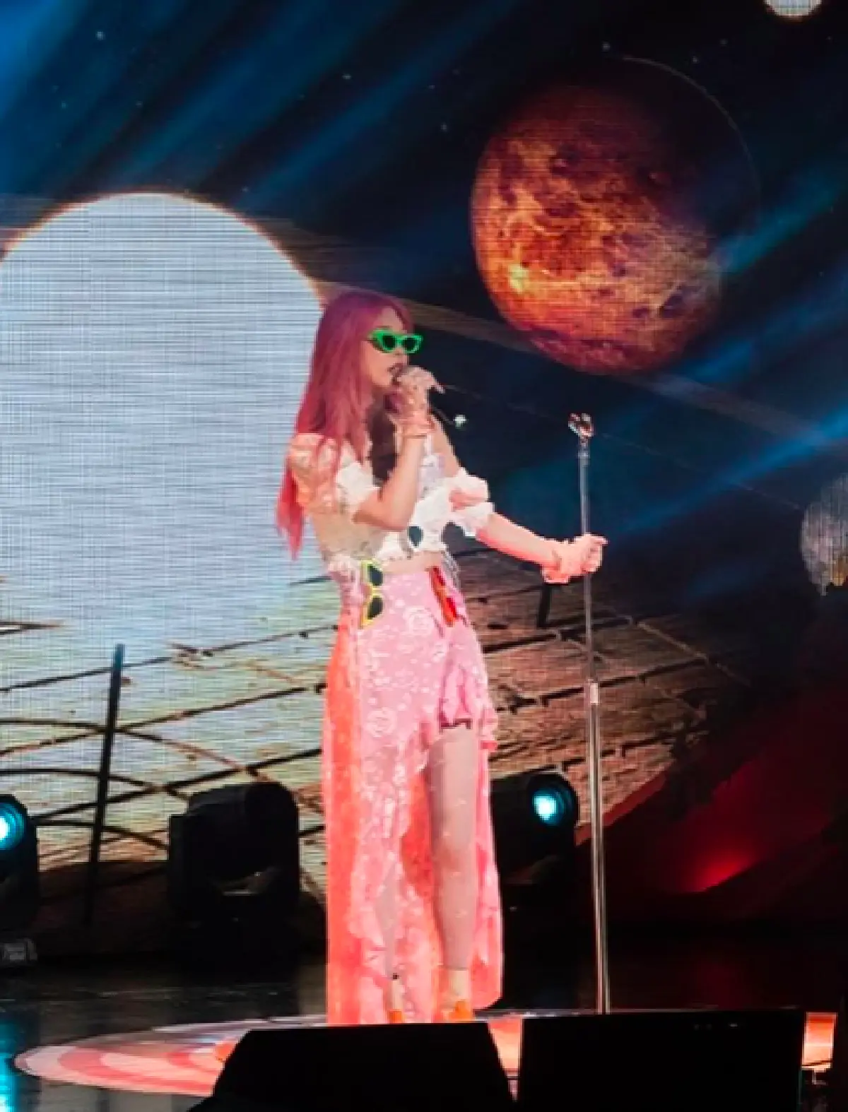 ชาวเน็ตแห่ติดแฮชแท็ก #stopbullying จากกรณีการจากไปของไอดอลสาว "ซอลลี่” วัย 25 ปี