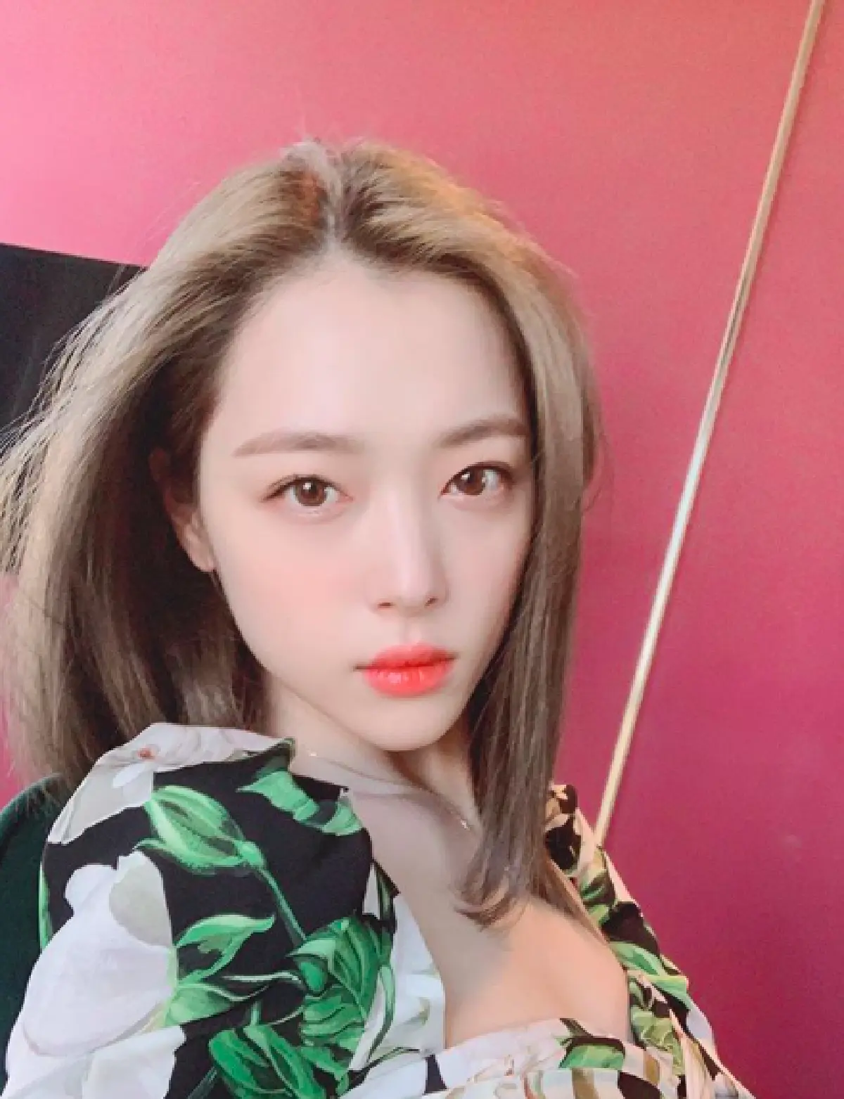 ต้นสังกัดคอนเฟิร์ม! “Sulli” อดีตสมาชิก f(x) ได้เสียชีวิตลงแล้ว