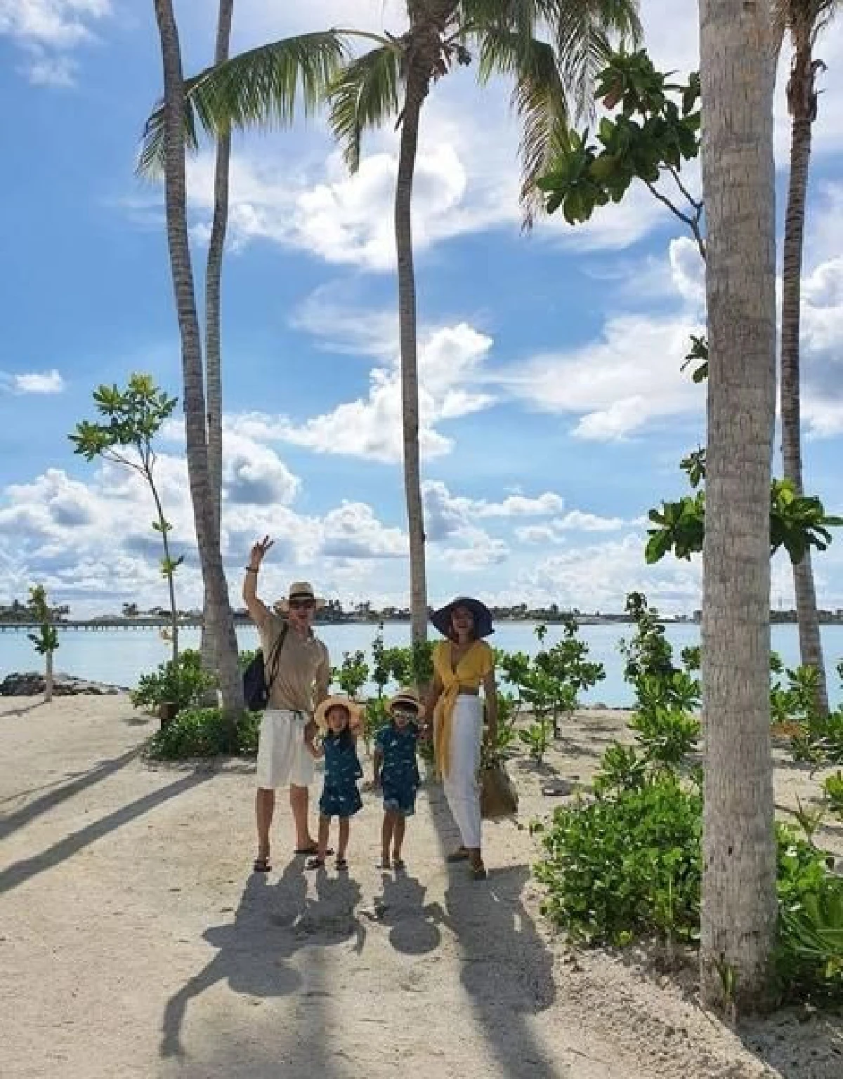 แซ่บซี้ดมากแม่! โอปอล์ ปาณิสรา นุ่งชุดว่ายน้ำเซ็กซี่อวดหุ่นปังที่มัลดีฟส์