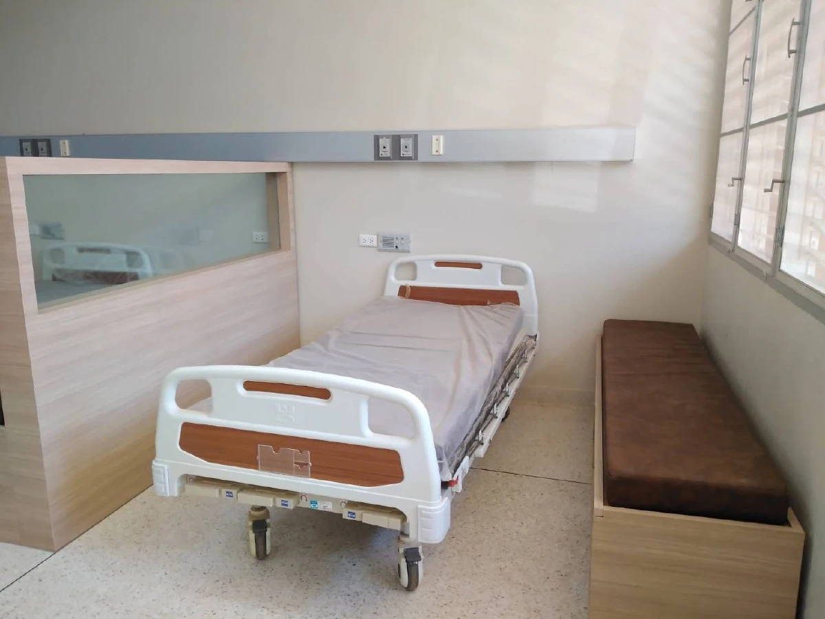 ฮือฮา!รพ.คูเมืองบุรีรัมย์จัดเต็มเตียงผู้ป่วยที่พักญาติห้องรวมจนน่าทึ่ง