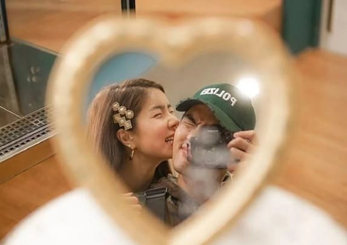 ฮั่น-จียอน ลงรูปคู่หวานเป็นเซ็ตเพราะเลือกไม่ถูก แต่ยืนยันว่าเลือกคนถูกแล้ว