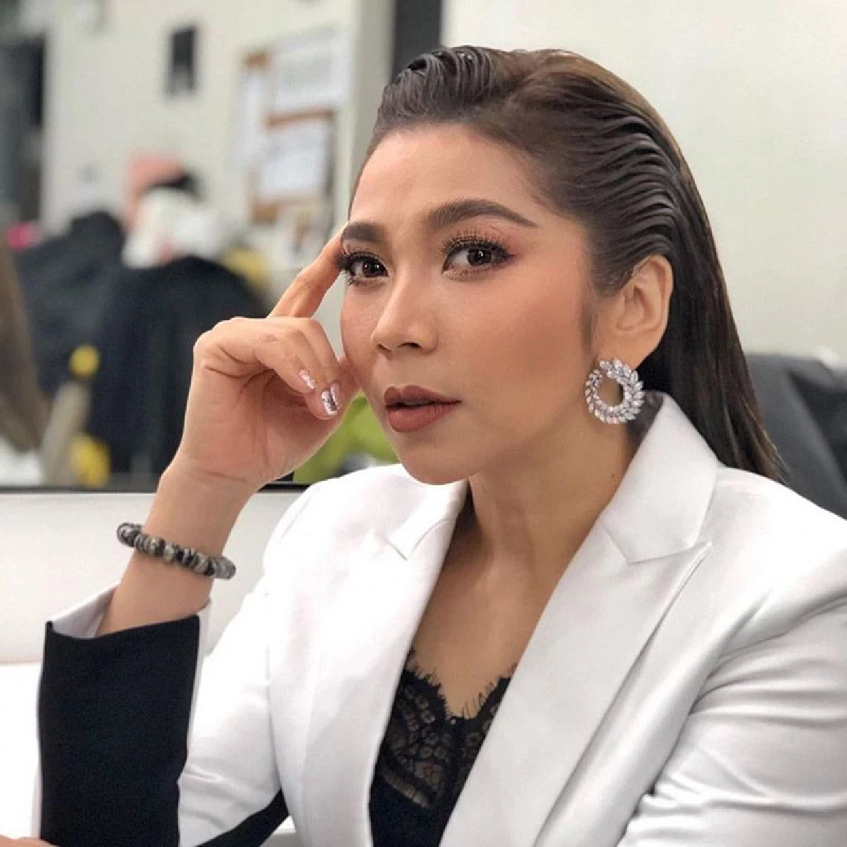 อุ้ม ช่องone ขออภัยจากใจหลังรายงานข่าว ยันไม่มีเจตนาเทียบความดังของ ซอลลี่-ลิซ่า