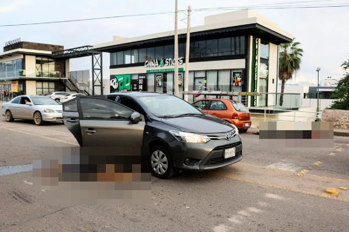 แก๊งยาเม็กซิโก ลุกฮือเผาเมือง แค้นตำรวจจับลูกชายเอลชาโป