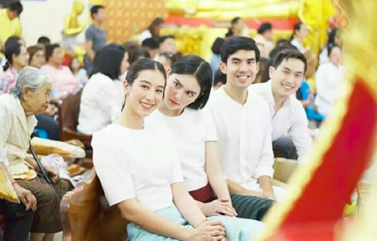 กฐินหวาน! "ใหม่-เต๋อ-มิ้นต์-ภูผา” แท็กทีมทำบุญใหญ่ แฟนคลับแห่ร่วมแน่นวัด
