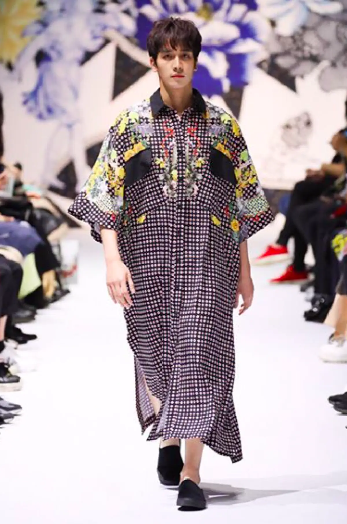 เฉิดฉายที่เกาหลี! "กองทัพ พีค” ร่วมเดินแบบ Seoul Fashion Week ให้ 3 ห้องเสื้อดัง