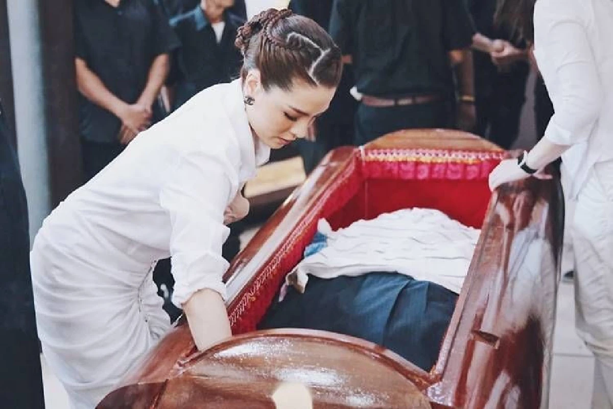 “ลีเดีย” เผยเรื่องราว “อาก๋ง” หอบเสื่อผืนหมอนใบจากจีนมาไทย ก่อนจากไปอย่างสงบในวัย 94 ปี