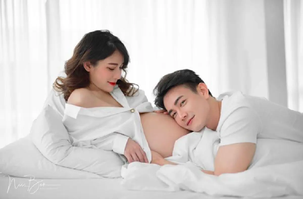 แซ่บส่งท้าย "ฟลุค-แอปเปิ้ล” ถ่ายแฟชั่นเซ็ต ทิ้งทวนก่อนคลอด!