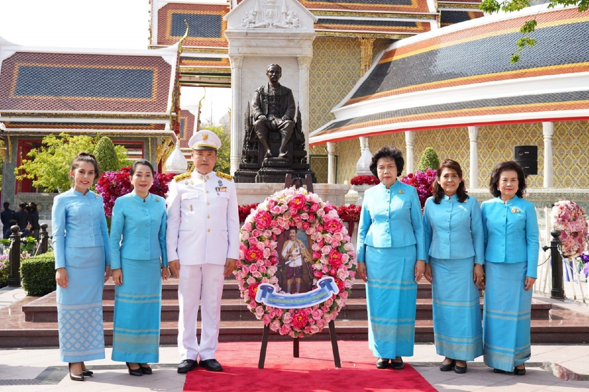 สภาสตรีแห่งชาติฯวางพวงมาลาน้อมรำลึกเนื่องในวันคล้ายวันสวรรคต ร.5 สภาสตรีแห่งชาติฯวางพวงมาลาน้อมรำลึกเนื่องในวันคล้ายวันสวรรคต ร.5