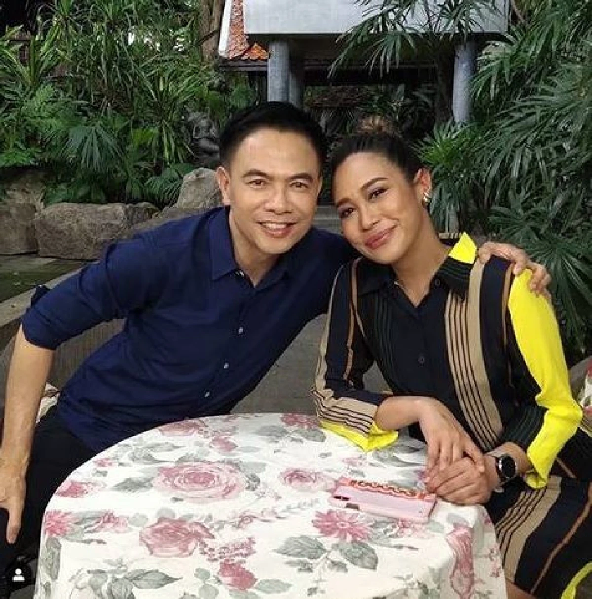 "วันเดียวเท่านั้นได้เห็นน้ำตาของทราย" เปิดข้อความซึ้งจาก อาหมู ดิลก ส่งถึง ทราย เจริญปุระ