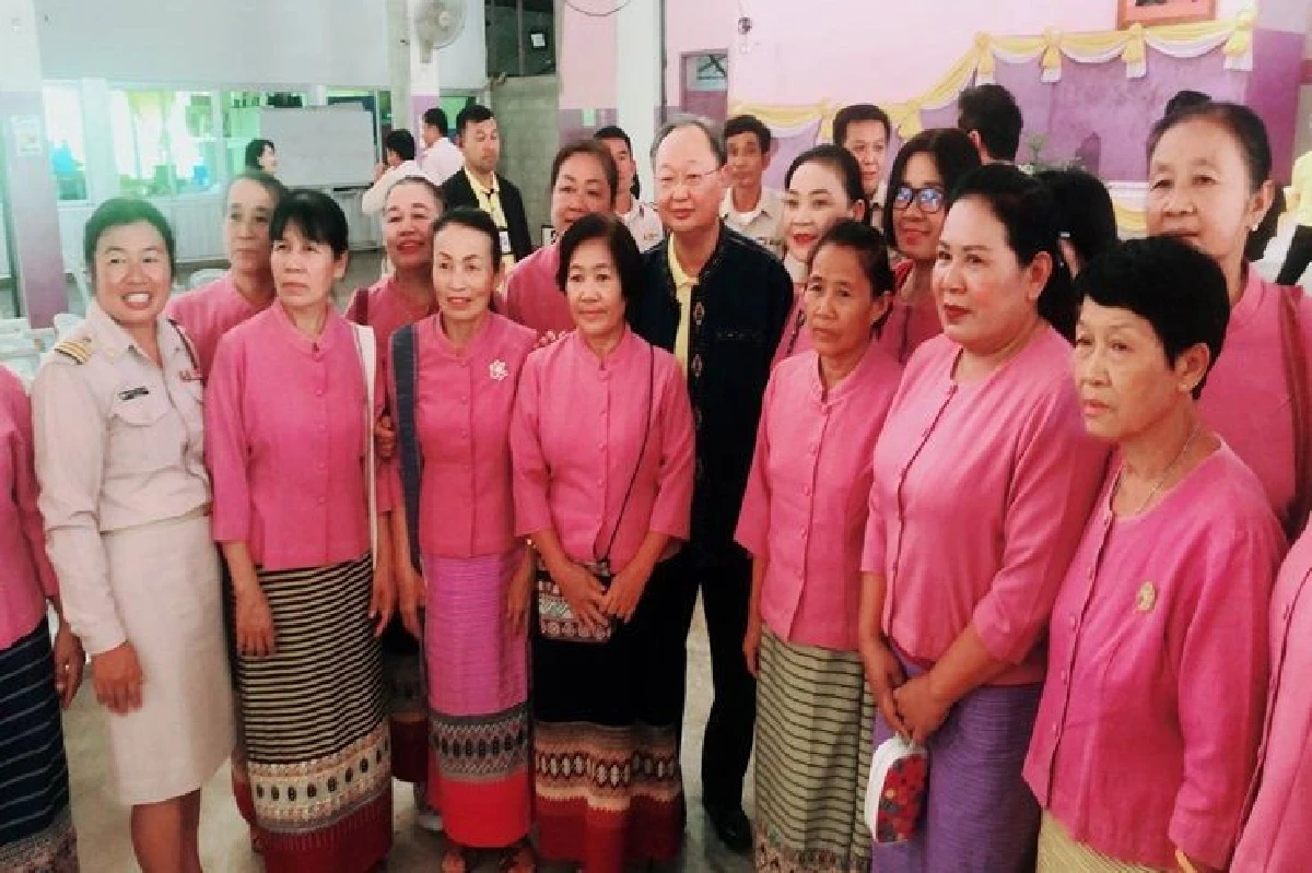 "สนธิรัตน์" พบชาวเเม่เเจ่ม  ลุยโรงงานไฟฟ้าชุมชน สร้างรายได้ ประหยัดพลังงาน