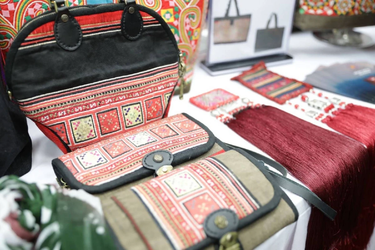 พช.ปลื้มยอดขายสินค้าโอทอปบนเครื่องบนดีวันดีคืนเร่งคัดเลือกเพิ่ม