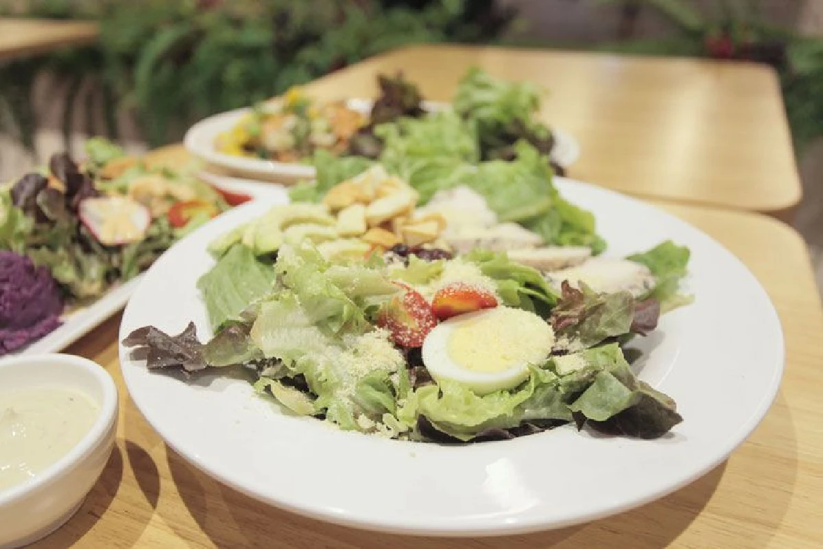 โจนส์สลัด ร้านสลัดสุขภาพที่กำลังมาแรงของคนเมือง โตไวไม่หยุด เลือกพันธมิตร dtac SME ช่วยวางแผนการสื่อสารตั้งเป้าขยายสาขาถึง 20 แห่งในปีหน้า