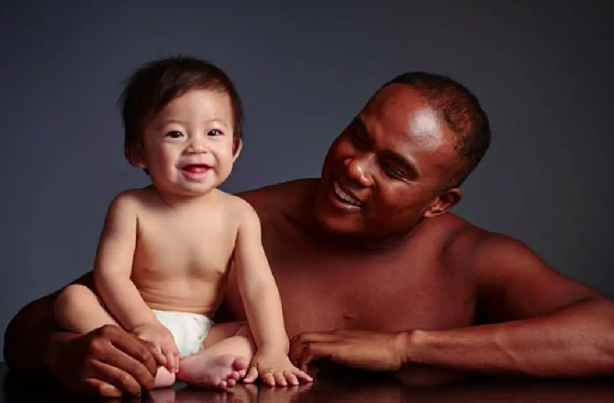 ความรักลุงกับหลาน “รัศมีแข” อุ้ม “น้องปกป้อง” ถ่ายแบบทูโทนสุดคลู