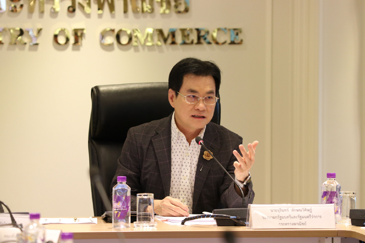 'จุรินทร์' นำทัพเอกชน ลุย 10 ตลาดส่งออกทั่วโลก 'จุรินทร์' นำทัพเอกชน ลุย 10 ตลาดส่งออกทั่วโลก