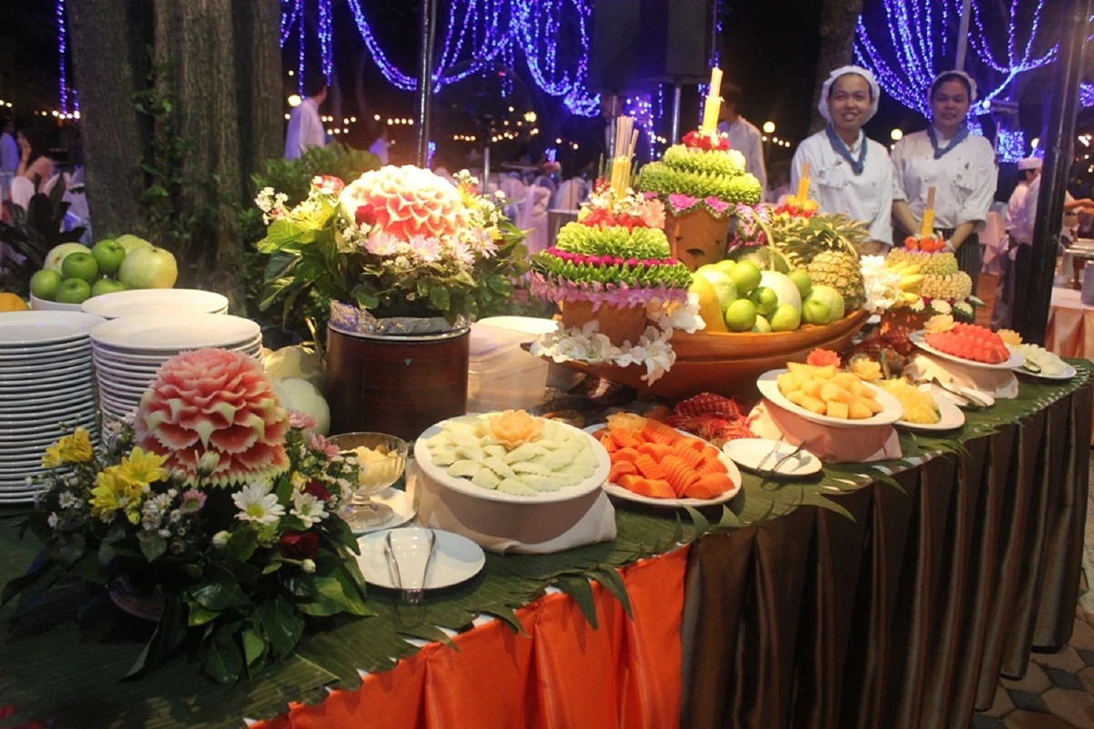 “มนต์เสน่ห์แห่งวันลอยกระทง” ณ โรงแรมมณเฑียร ริเวอร์ไซด์