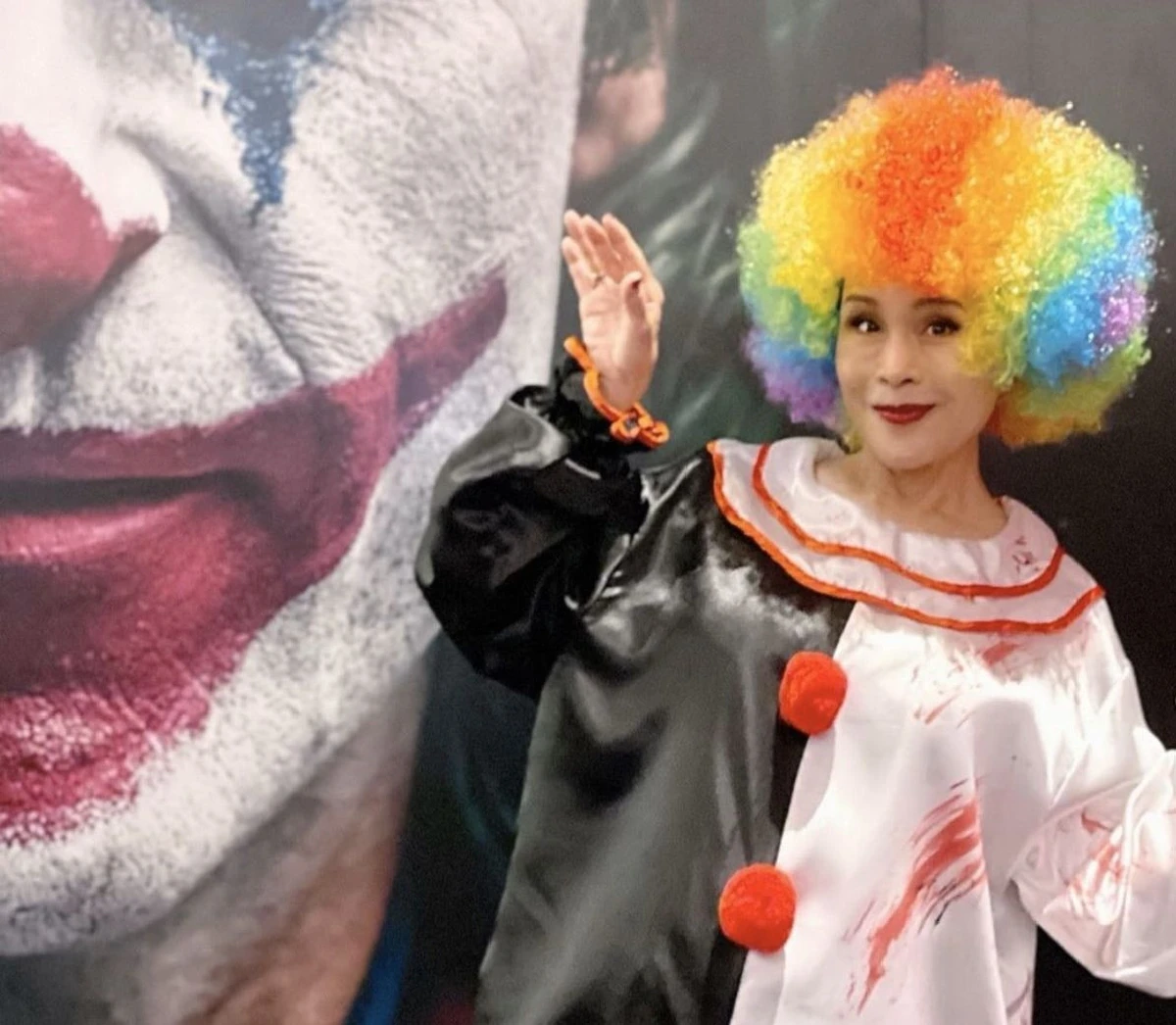 "ทูลกระหม่อมฯ” ทรงติดแฮชแท็กภาพยนตร์คือชีวิตจริง หลังทอดพระเนตรภาพยนตร์ “Joker ”