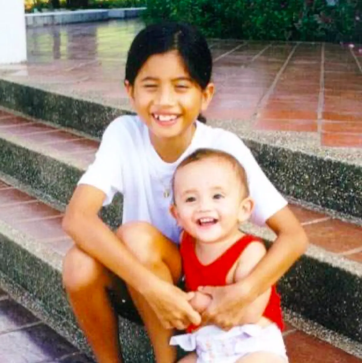 ดีกรีความสวยไม่ลดละ “ปู ไปรยา” อวดภาพความน่ารักในวัยเด็ก