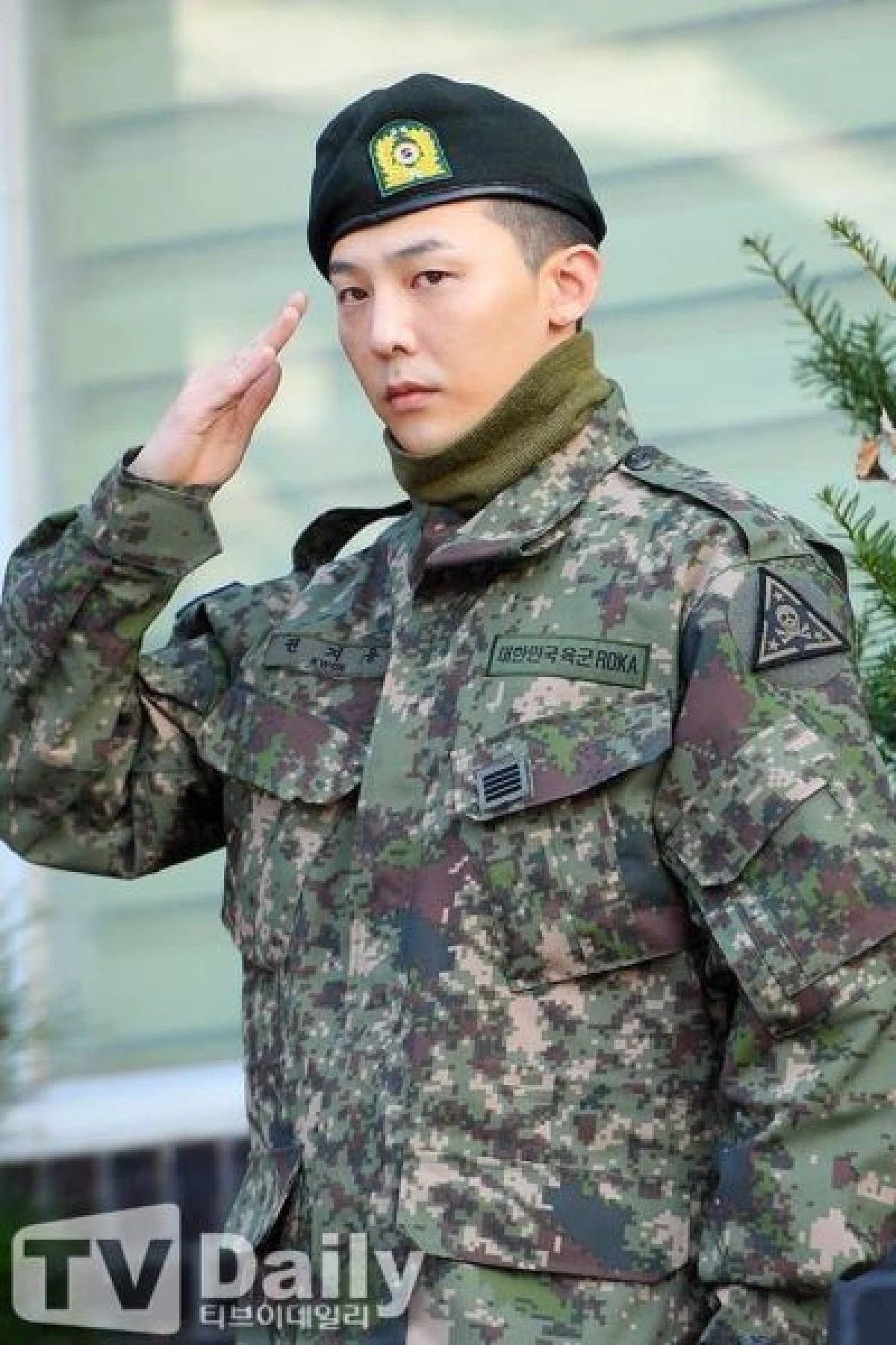 พ่อกลับมาแล้วจ้า! "G-Dragon” ปลดประจำการทหารอย่างเป็นทางการแล้ว แฟนคลับจากทั่วโลกแห่ต้อนรับ