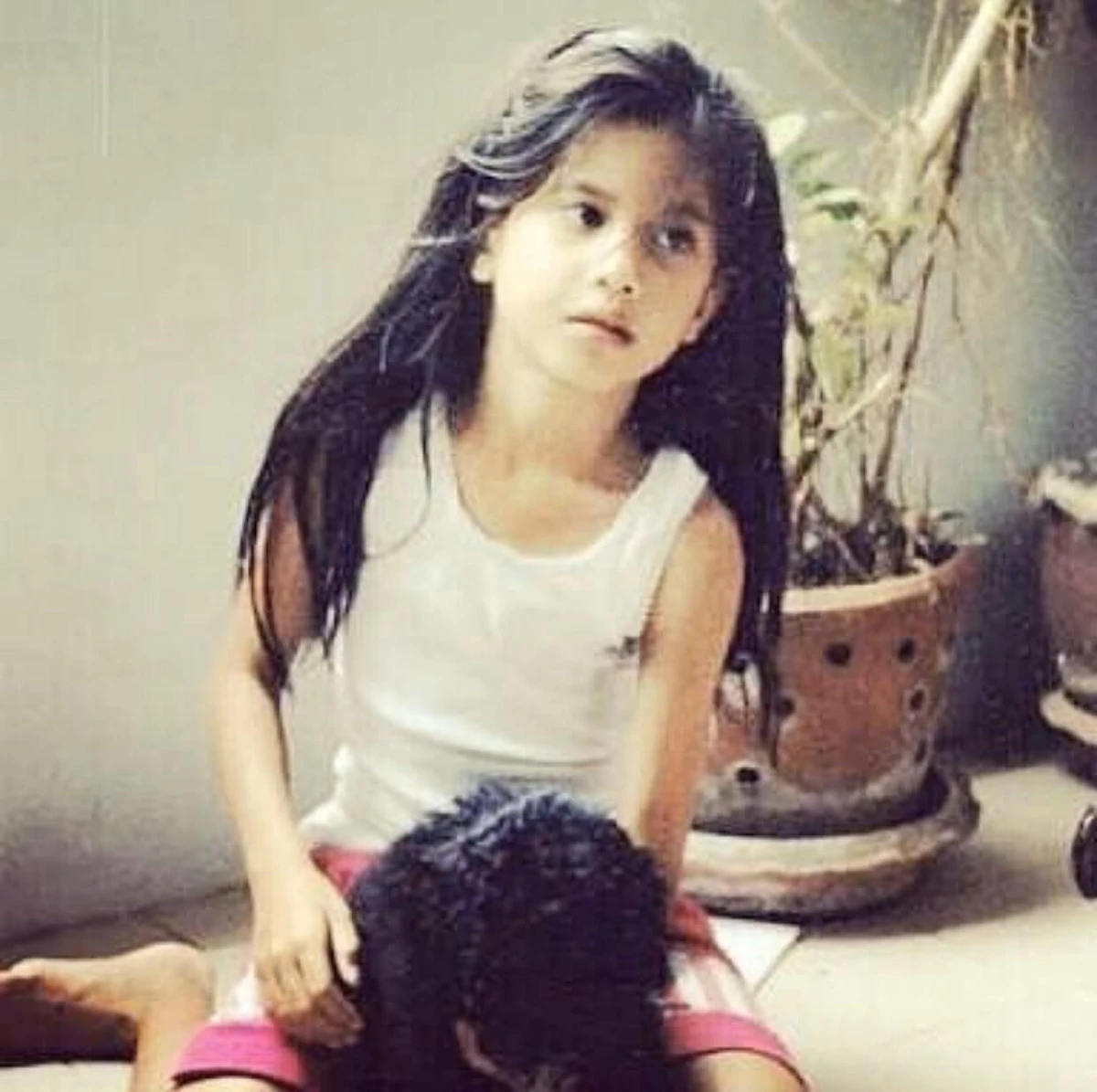 ดีกรีความสวยไม่ลดละ “ปู ไปรยา” อวดภาพความน่ารักในวัยเด็ก