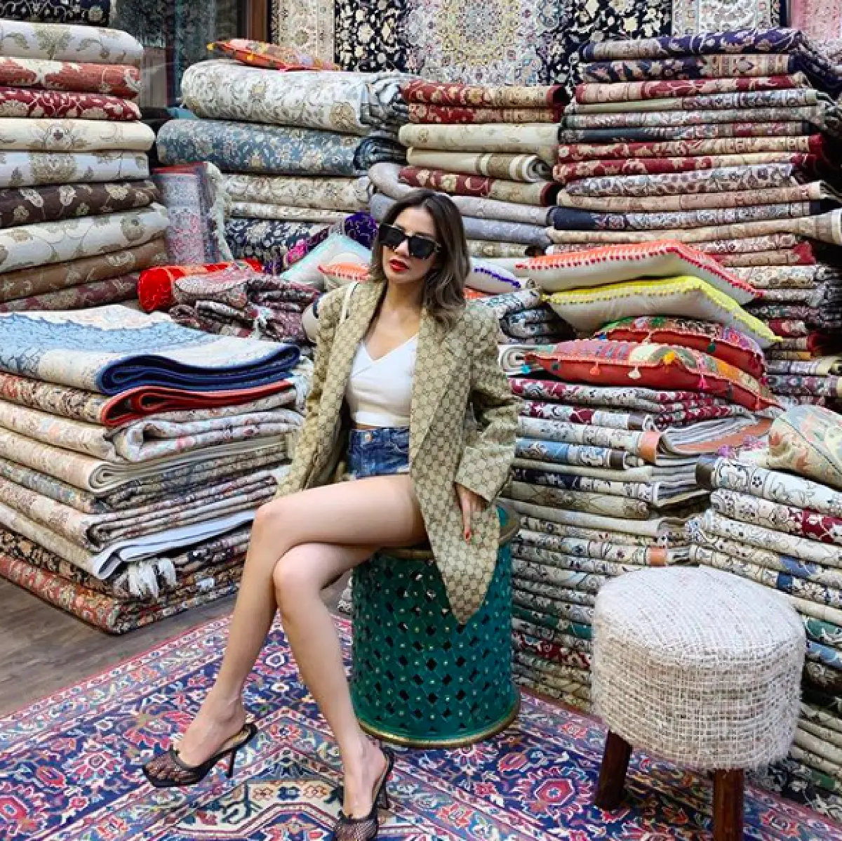 โชคดีแค่ไหนไม่ถูกจับ! “ใบเตย อาร์สยาม” นุ่งสั้นเที่ยวตลาดเมืองหลวงบาห์เรน ชี้เป็นประเทศเคร่งศาสนา