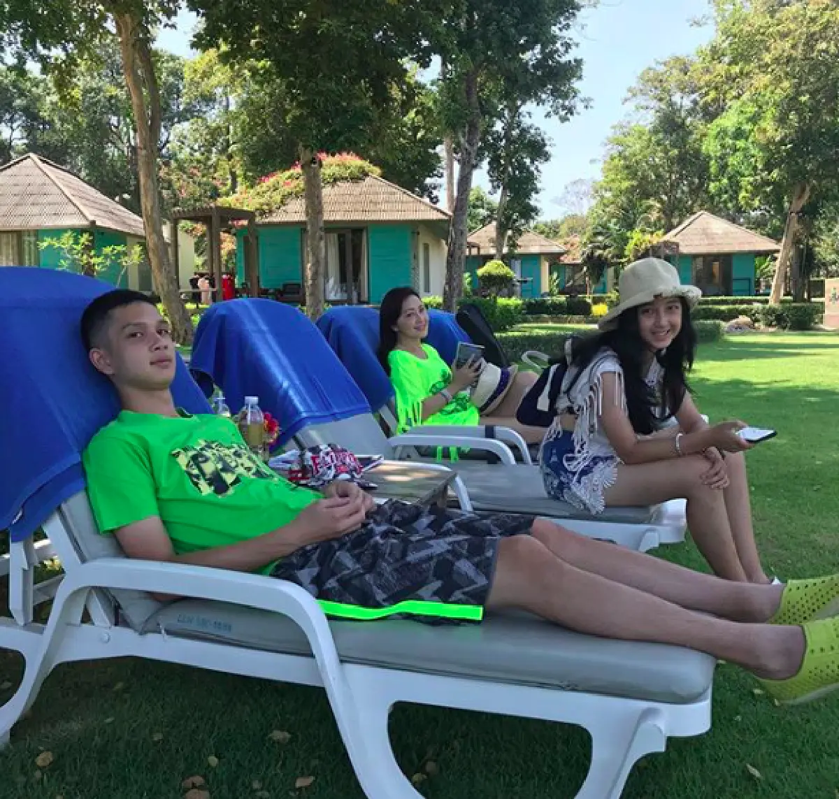 "กวาง กมลชนก" เผยภาพลูกชาย "น้องเน็ต”  ขึ้นจากทะเลได้หล่อมาก สาวๆ กรี๊ดสลบทีเดียว