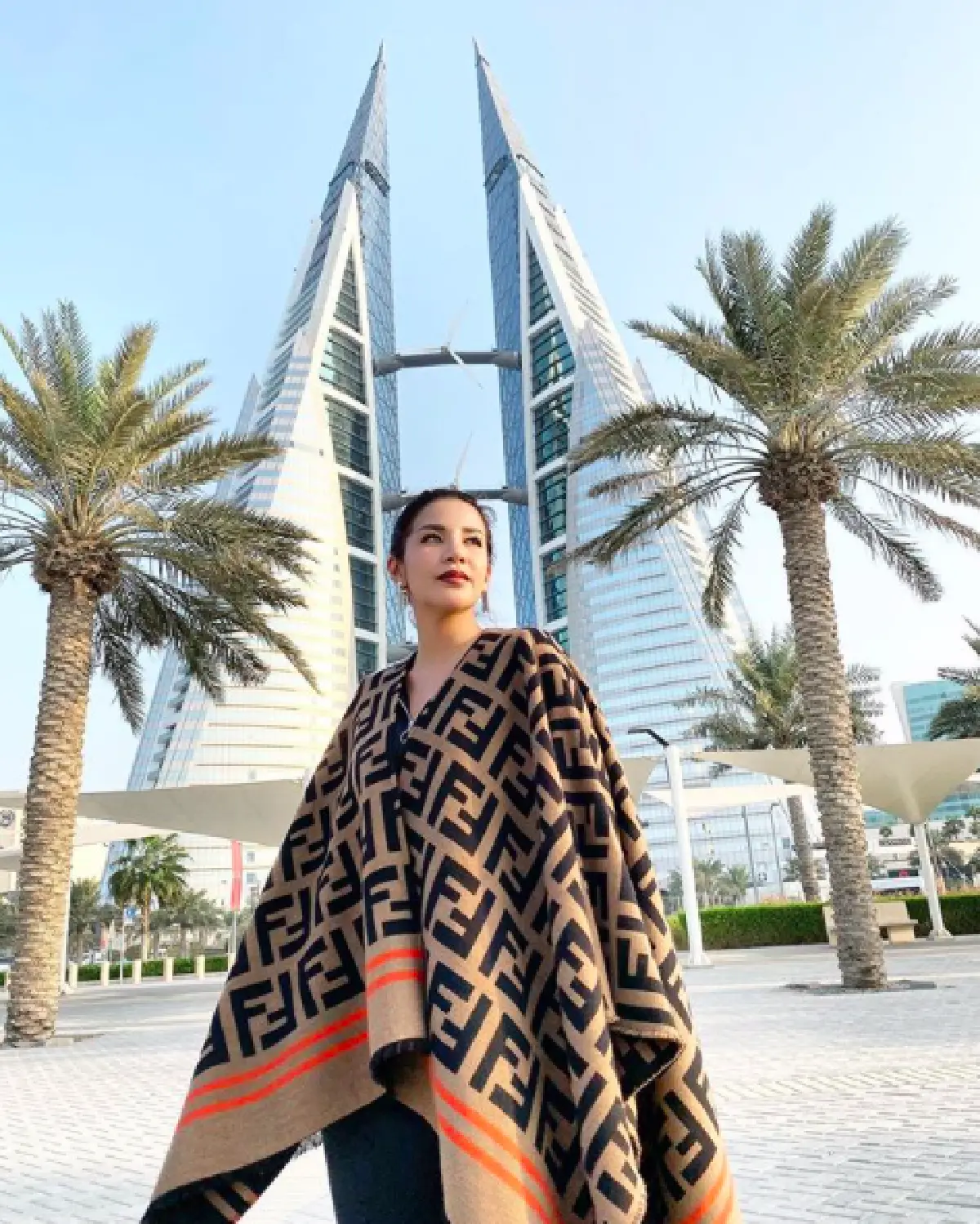 "ใบเตย อาร์สยาม” กับลุคเรียบร้อยในบาห์เรน! พร้อมขอบคุณท่านทูตที่มาต้อนรับ