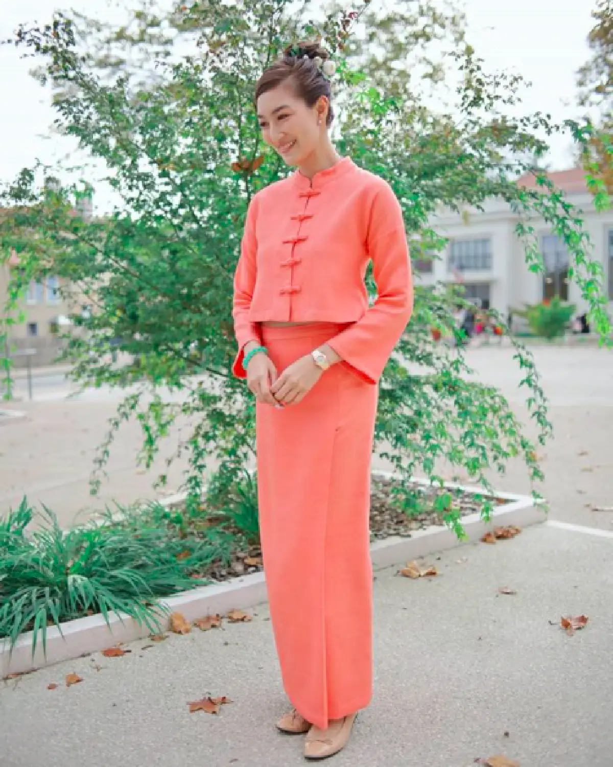 งานบุญไม่เคยพลาด "แพนเค้ก เขมนิจ" บินทำบุญกฐินทอดผ้าป่าสร้างวัดไทยในฝรั่งเศส