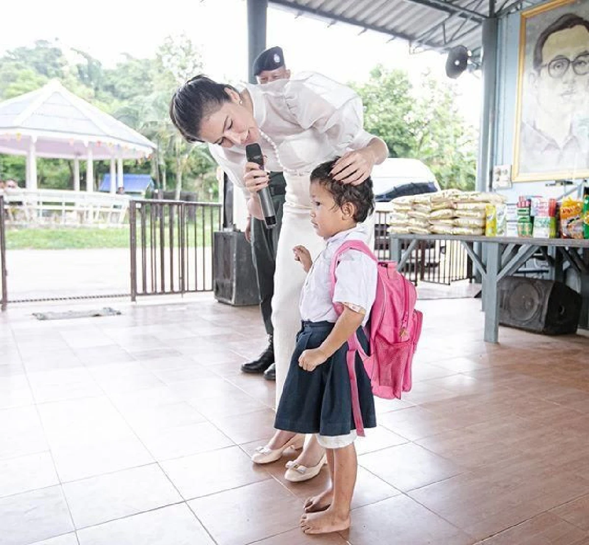"ศรีริต้า” จับมือว่าที่เจ้าบ่าว "กรณ์ ณรงค์เดช" ทำบุญใหญ่ ในวันเกิดอายุครบ 38
