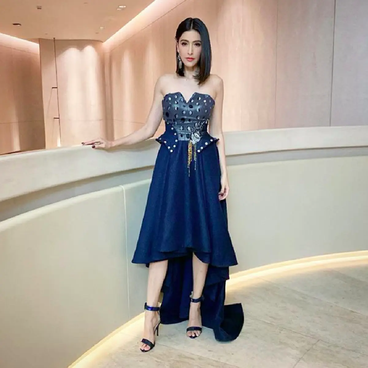 "เจ้าฟ้าสิริวัณณวรีฯ” ทรงจัดแฟชั่นโชว์เผยโฉมคอลเลคชั่นทรง AUTUMN/WINTER 2019-2020
