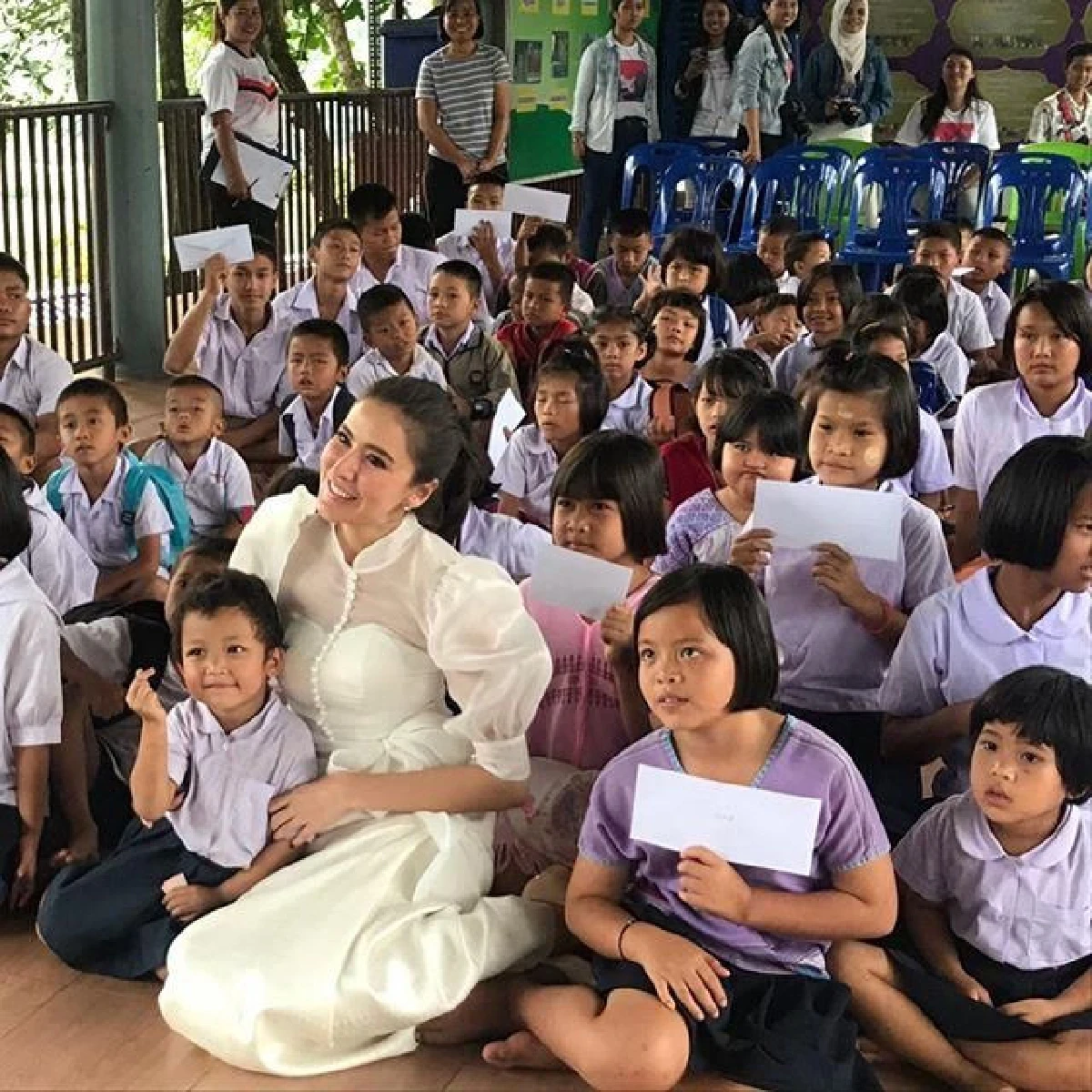 "ศรีริต้า” จับมือว่าที่เจ้าบ่าว "กรณ์ ณรงค์เดช" ทำบุญใหญ่ ในวันเกิดอายุครบ 38