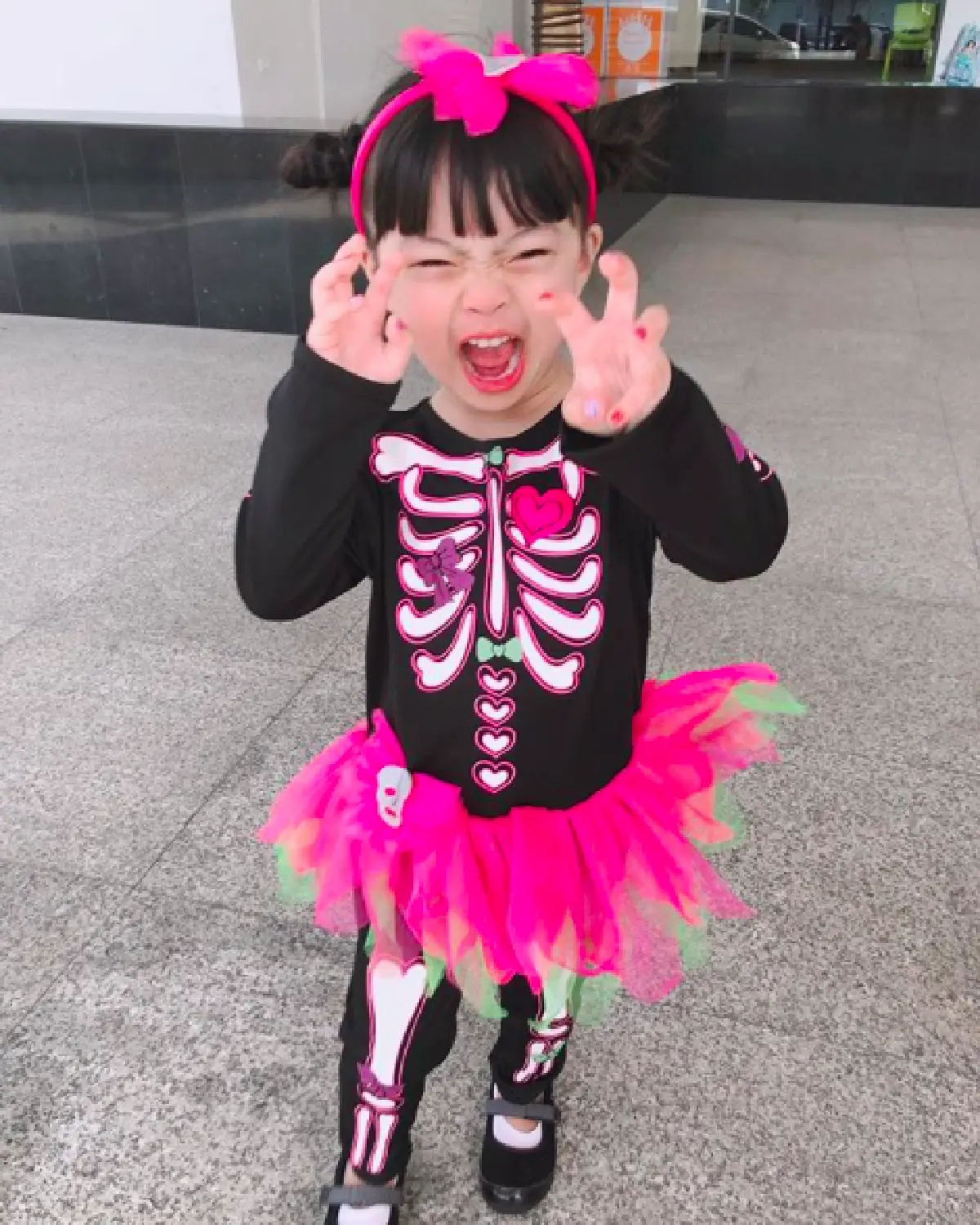 ควันหลงวันฮาโลวีน! ลูกหลานคนบันเทิงแต่งตัวชุดผีแบบจัดเต็มน่ารักน่าเอ็นดูสุดๆ