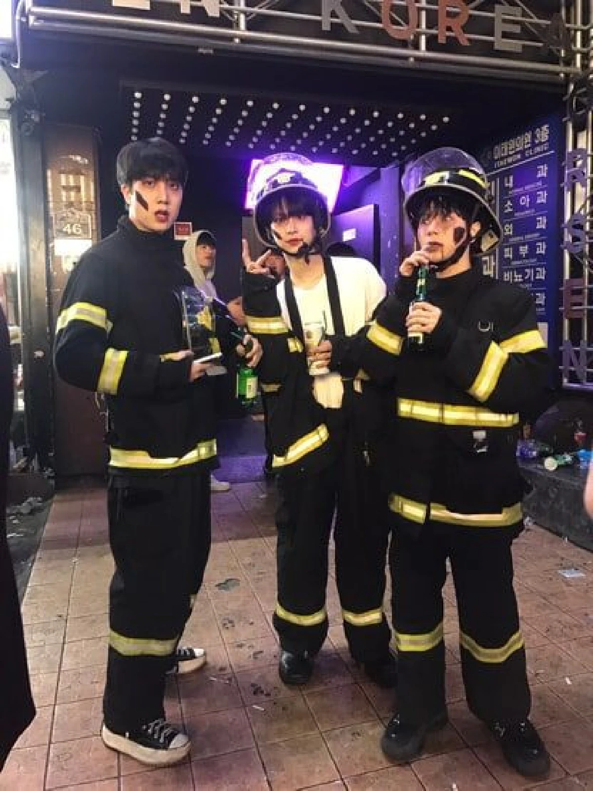 Trick or Treat! เก็บตกภาพวันฮาโลวีนที่ประเทศเกาหลี ณ ย่านอิแทวอน