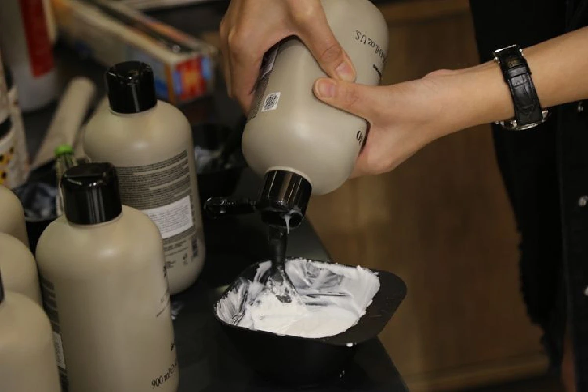 Cut&Curl จับมือ Davines Thailand ผลักดัน Clean Color เลือก Mask with Vibrachrom (มาส์ค วิธ ไวบร้าโครม) ผลิตภัณฑ์ทำสีผมสายกรีนเอาใจคนรักการทำสีผมที่ใส่ใจสุขภาพ