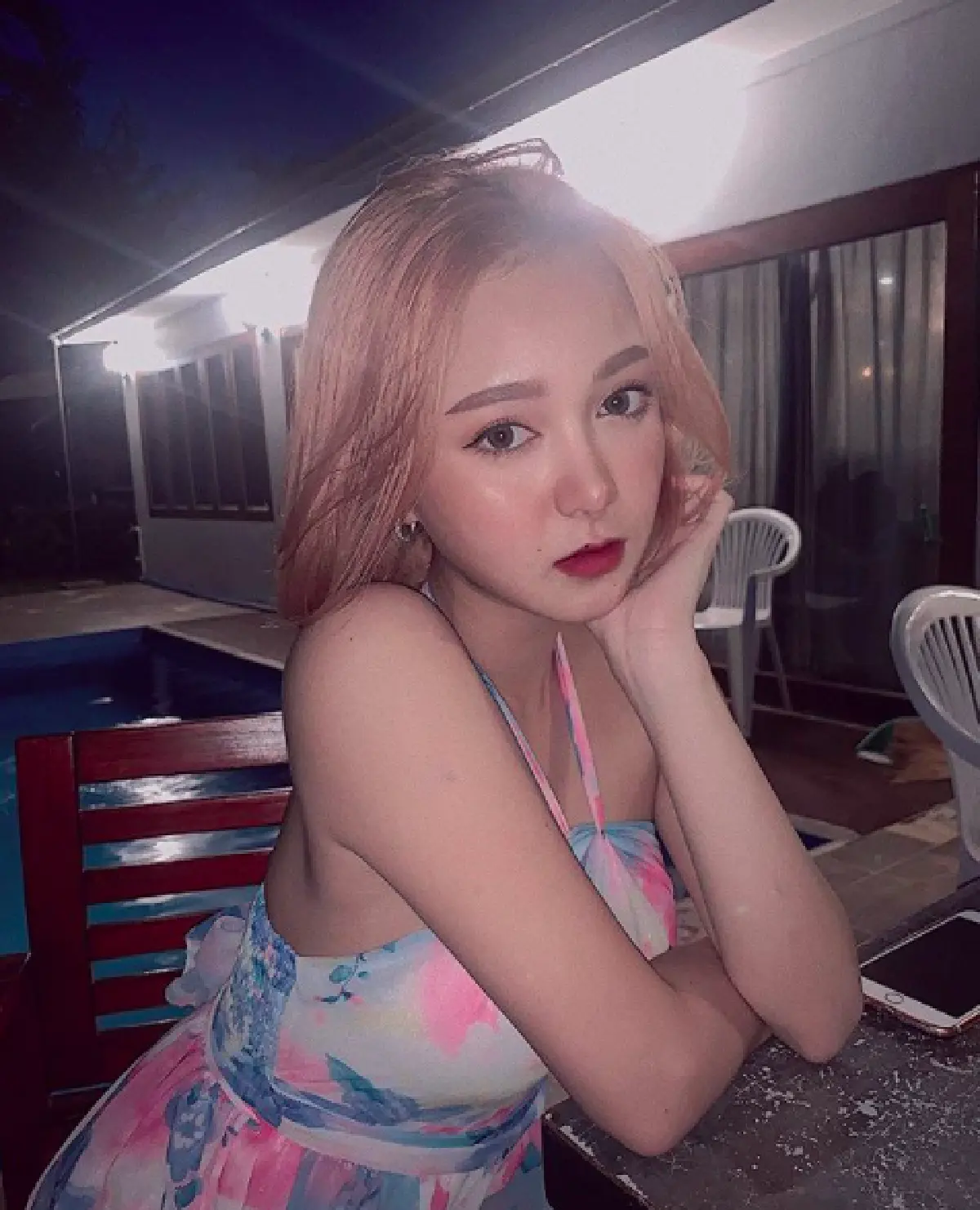 ตกใจกันไปหมด! “อาร์-เอื้อย” โพสต์ภาพที่ดูเหมือนเป็นการ์ดแต่งงาน พร้อมระบุชื่อวันเวลา