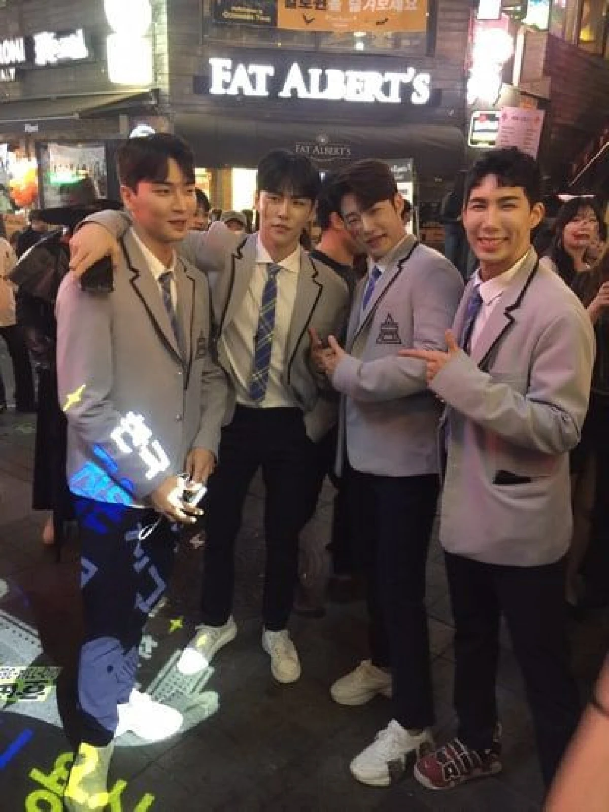 Trick or Treat! เก็บตกภาพวันฮาโลวีนที่ประเทศเกาหลี ณ ย่านอิแทวอน