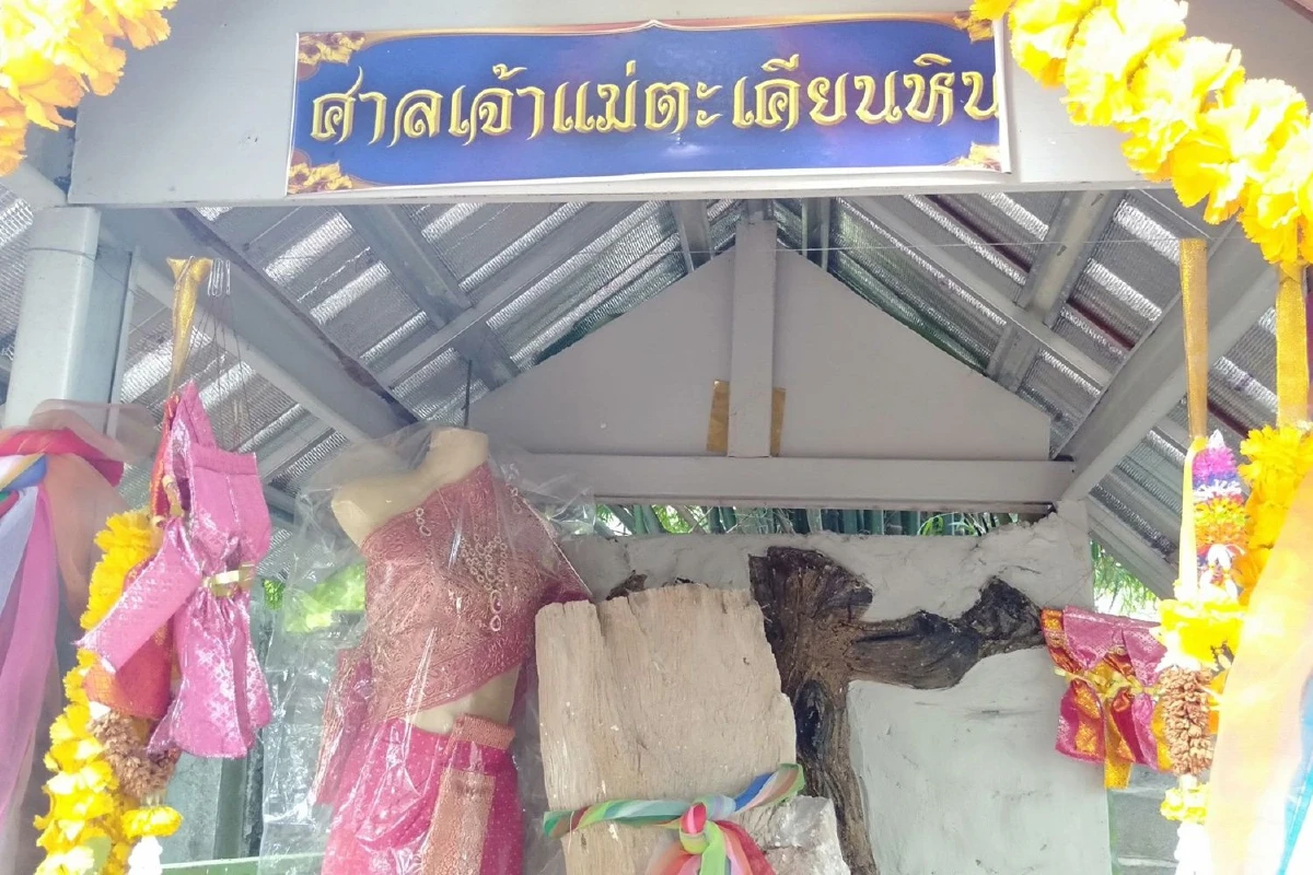 ชาวบ้านแห่กราบไหว้”เจ้าแม่ตะเคียนหิน” ให้โชคอดีตตชด. ถูกรางวัลที่1 รวย 114ล้าน