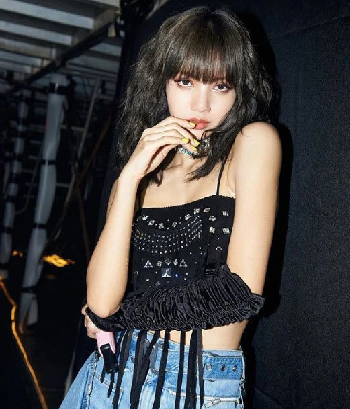 แค่นี้ก็ฟินแล้ว! “เบลล่า” กรี๊ดหนักมาก "ลิซ่า BLACKPINK” เข็นรถเข็นที่มีหน้าตนเอง