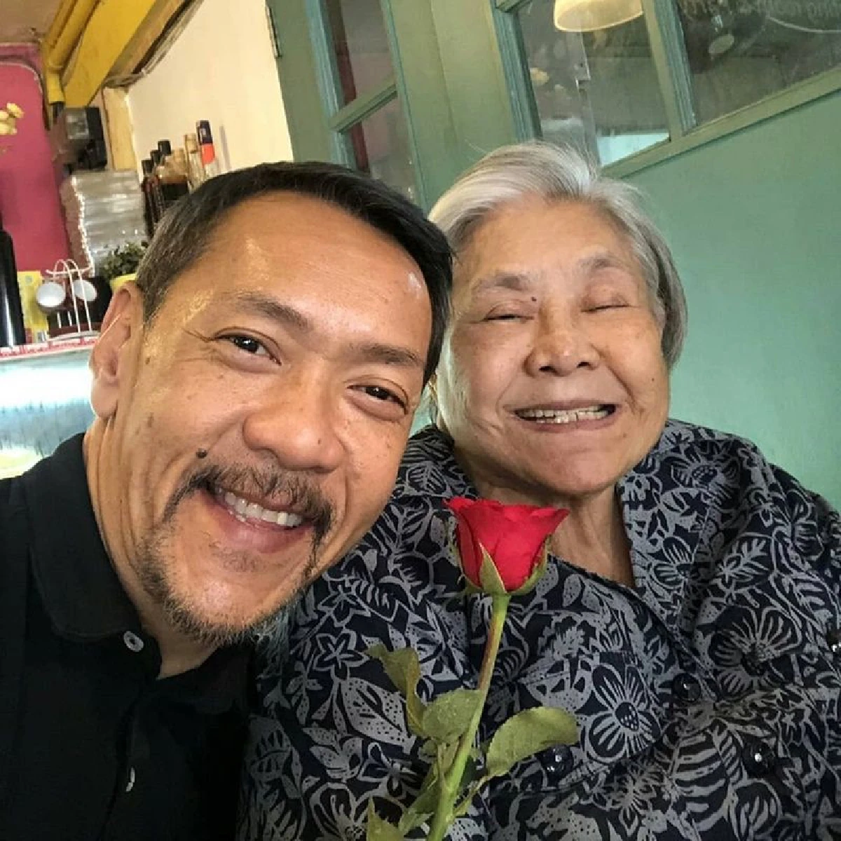 "ปั๋ง ประกาศิต” สูญเสียคุณแม่! โพสต์ข้อความอาลัยเป็นครั้งสุดท้าย