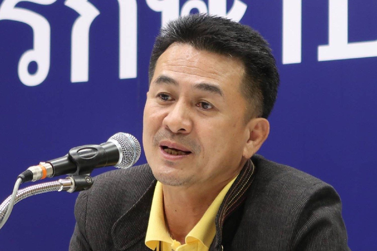 เพื่อไทยอ้อน"บิ๊กตู่"กล่อมส.ว.ร่วมแก้รธน.มาตรา 256 เปิดทางแก้ได้ง่ายขึ้น เพื่อไทยอ้อน"บิ๊กตู่"กล่อมส.ว.ร่วมแก้รธน.มาตรา 256 เปิดทางแก้ได้ง่ายขึ้น