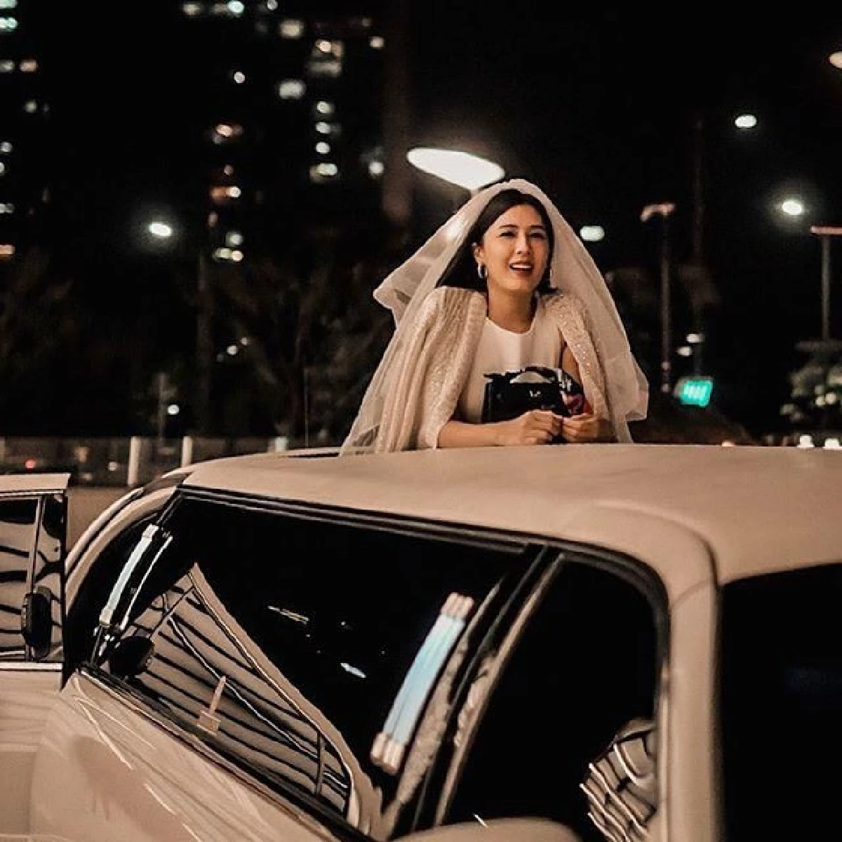 บี มาติกา กับปาร์ตี้สละโสดครั้งที่ 4 เพื่อนเยอะจัดให้ต่อเนื่อง